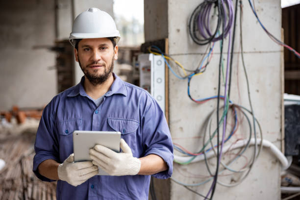 Best Affordable Emergency Electrician  in Cumberland, WI