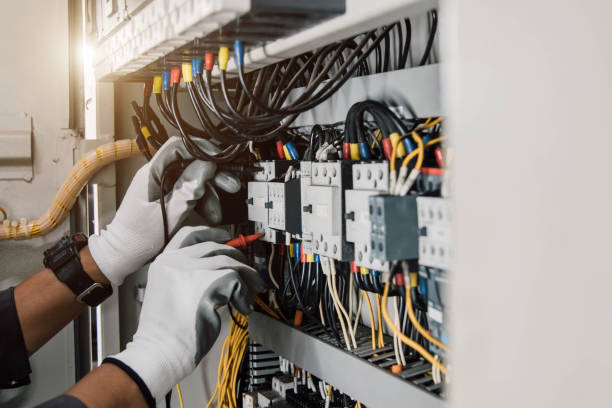 Best Commercial Electrician Services  in Cumberland, WI